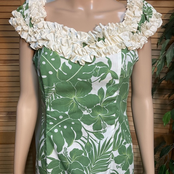 Green Floral Maxi Dress - Picture 6 of 16